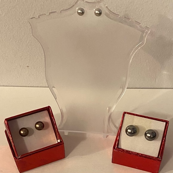 Swarovski Crystal Pearl 10mm earrings NEW - Picture 3 of 3